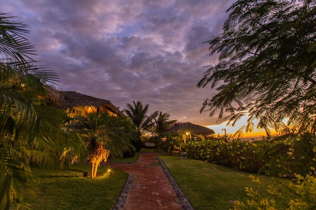 Villas del Mar Máncora Esterno foto